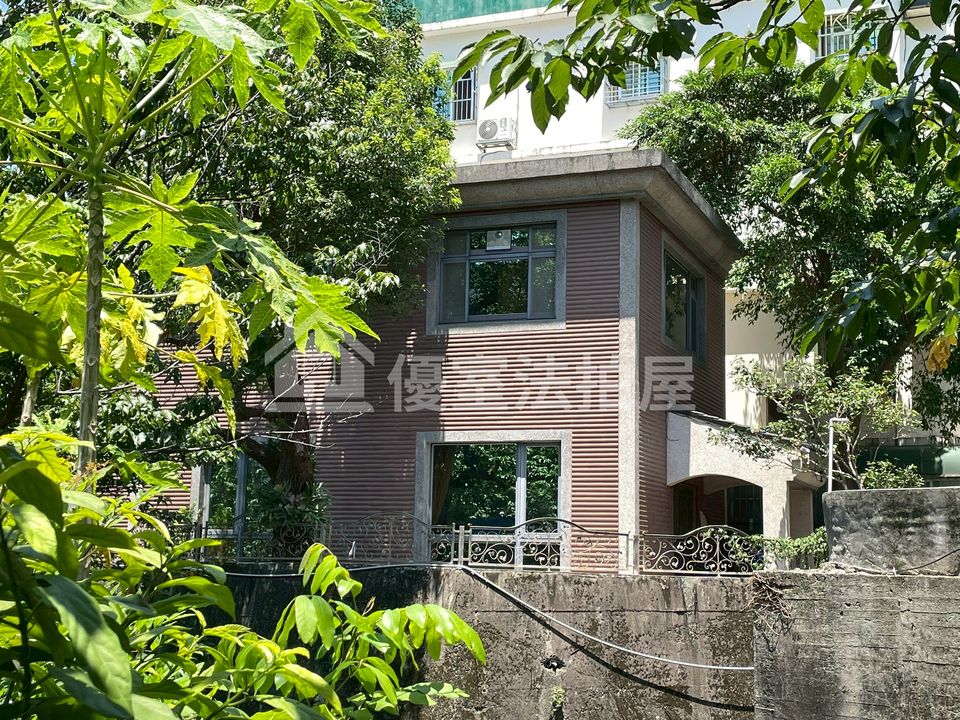 Uhomes