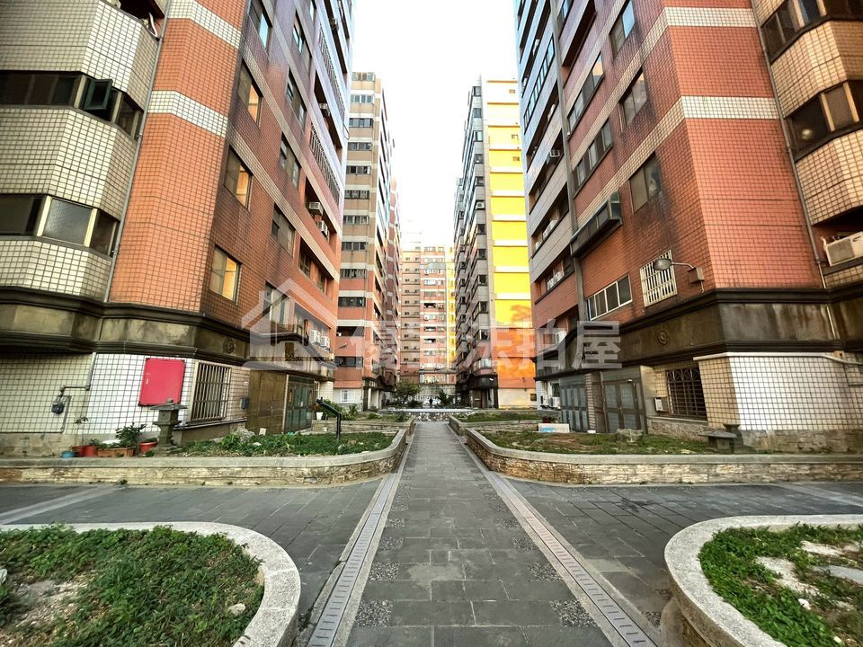 Uhomes