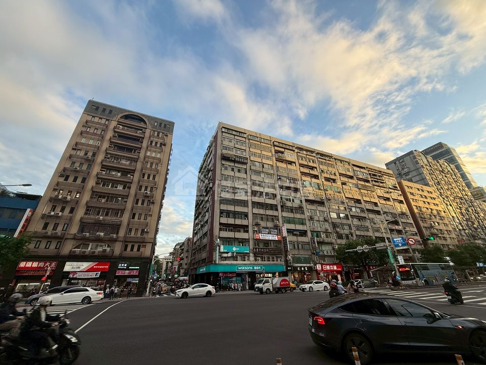 Uhomes