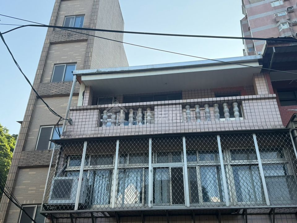 Uhomes