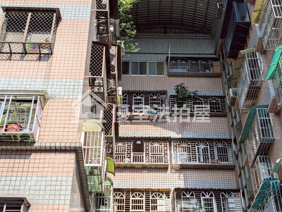 Uhomes