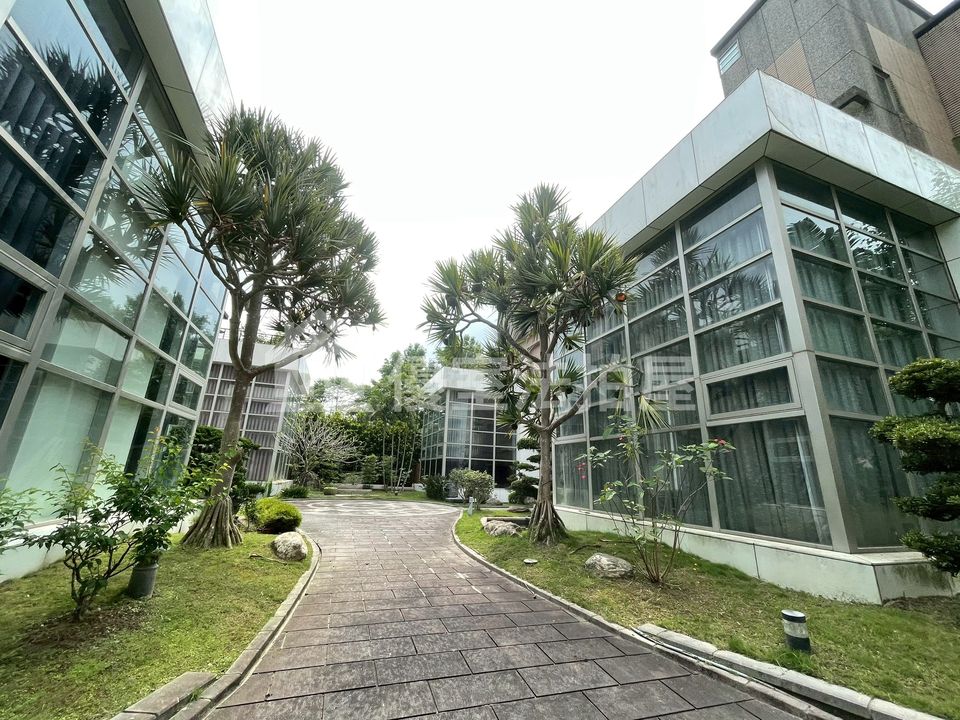 Uhomes