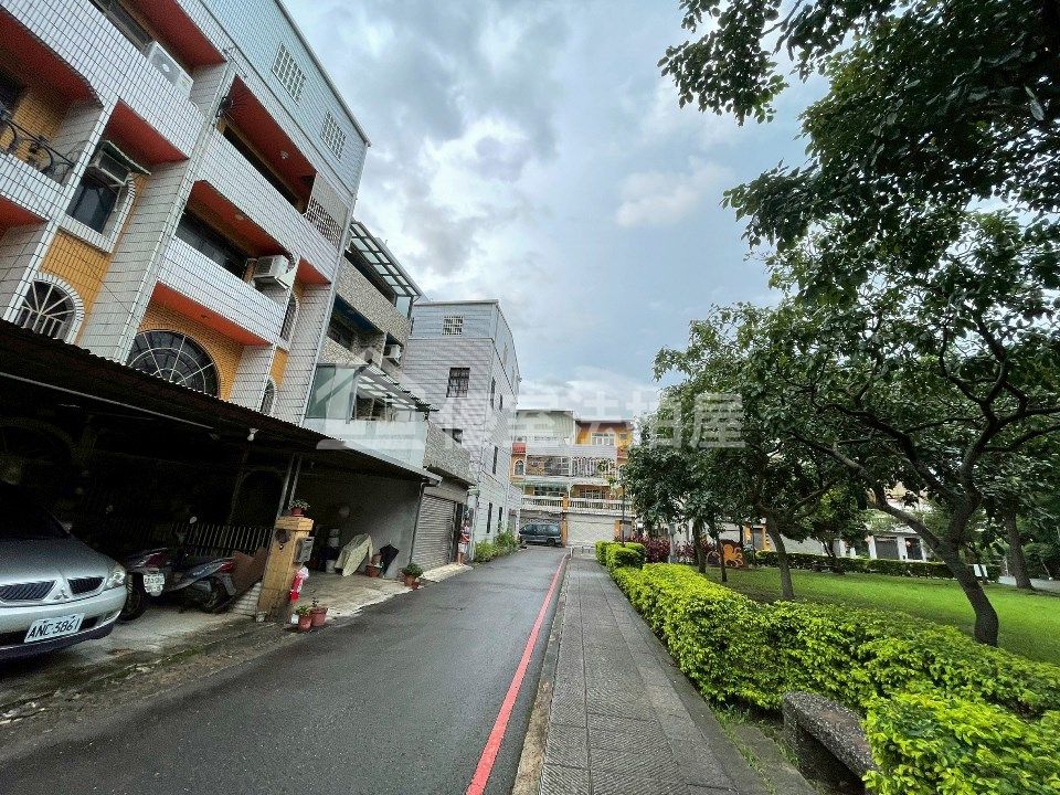 Uhomes
